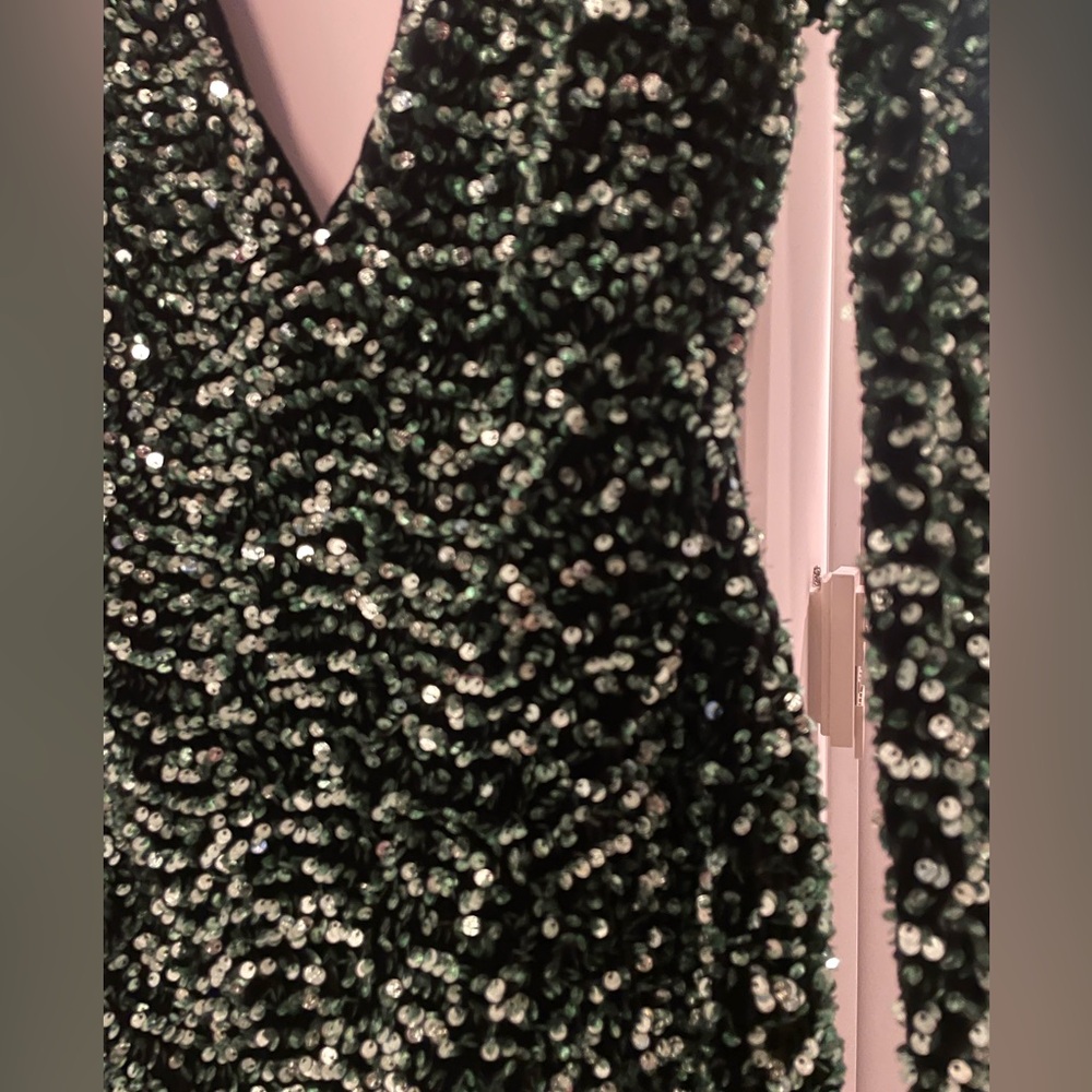 REVOLVE Bardot Sz M Green Sequin Mini Dress - Picture 8 of 12